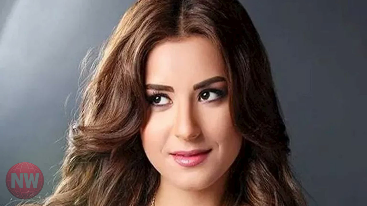 ريهام أيمن تتألق بـ"جامبسوت" أبيض وكارديجان مطرز في أحدث ظهور
