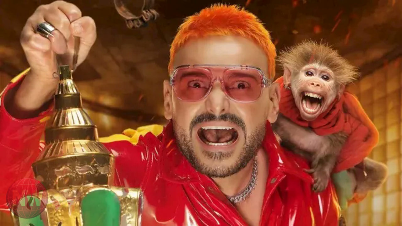 رامز جلال يخطف الأنظار بإطلالة بيج عصرية في "رامز ليفل الوحش"