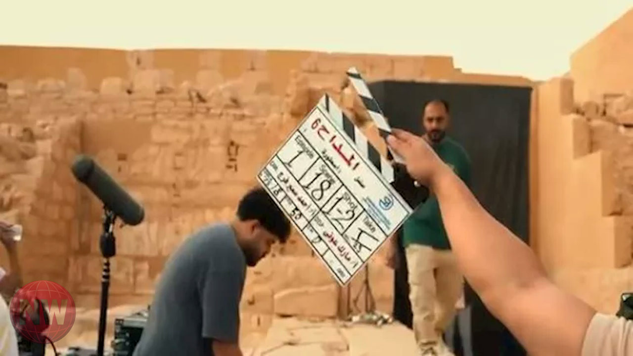 حمادة هلال يعلن انتهاء تصوير "المداح 4" ويحتفل بنجاحه