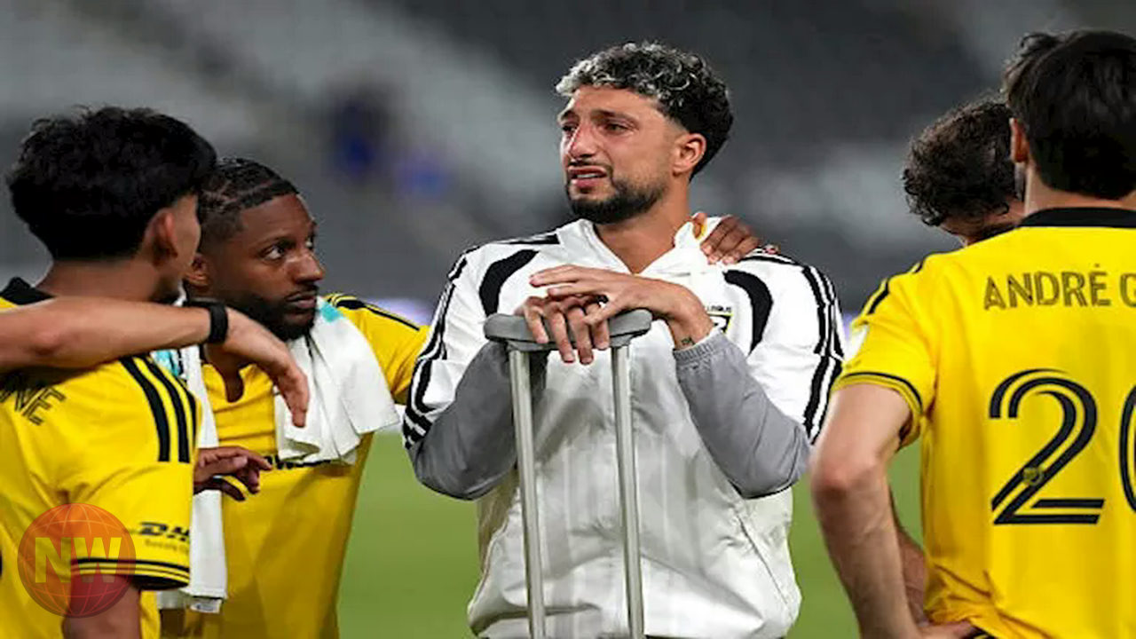 منتخب فلسطين يطمئن على نجمه وسام أبو علي بعد إصابته الخطيرة