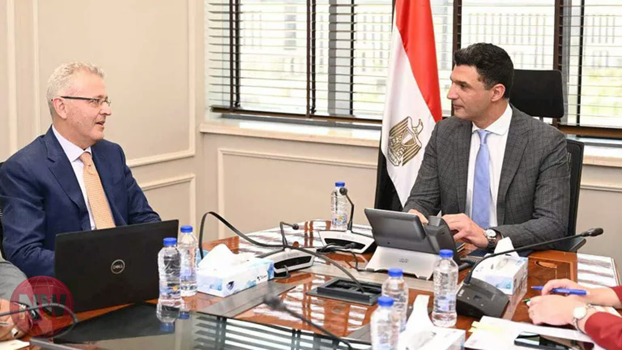 وزير الصناعة المصري يبحث مع «جي بي أوتو» تعزيز الاستثمارات وتوطين صناعة السيارات