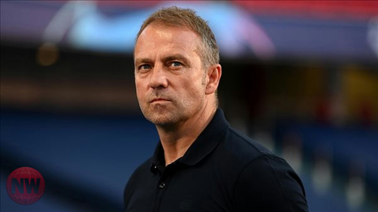 وفاة والد مدرب برشلونة قبل الكلاسيكو.. وتأجيل القرار بشأن قيادته للمباراة
