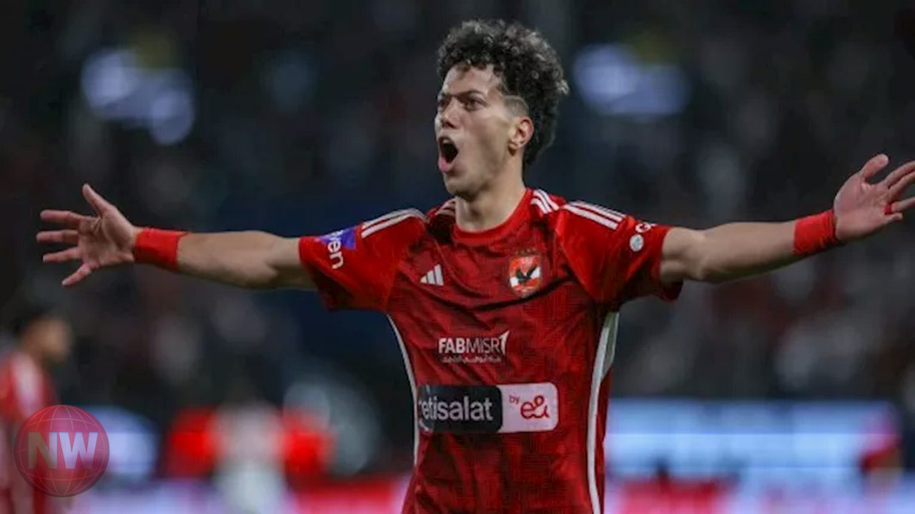 الأهلي يبدأ مفاوضات تجديد عقد إمام عاشور بعرض مالي مغرٍ
