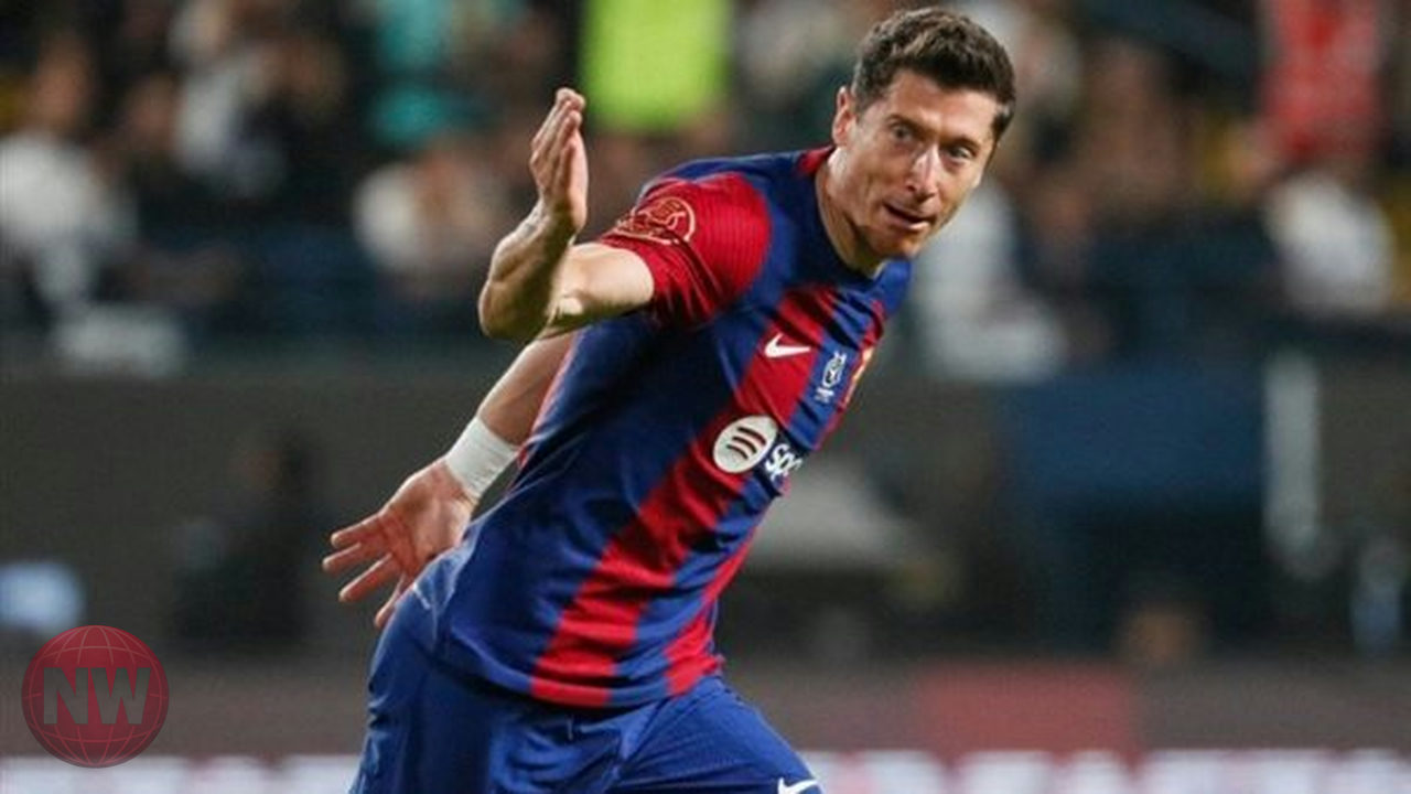 الهلال السعودي يقدم عرضًا لضم روبرت ليفاندوفسكي من برشلونة