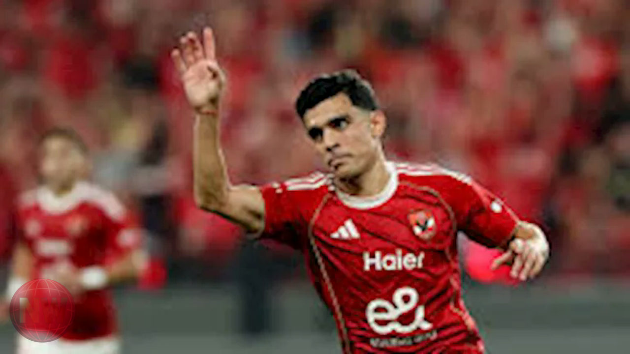 الأهلي المصري يجهز عرضاً سخياً لتجديد عقد نجمه المغربي أشرف بن شرقي