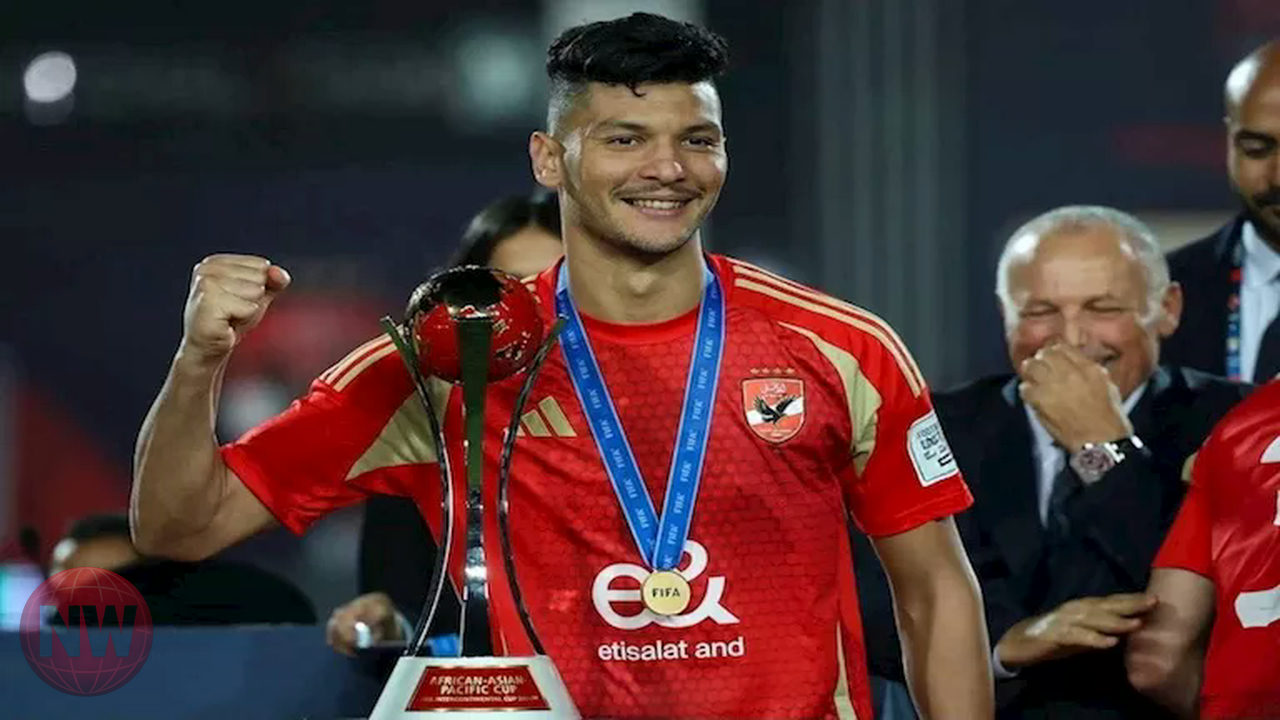 الأهلي يقترب من التفريط في مدافعه المغربي أشرف داري لكالمار السويدي