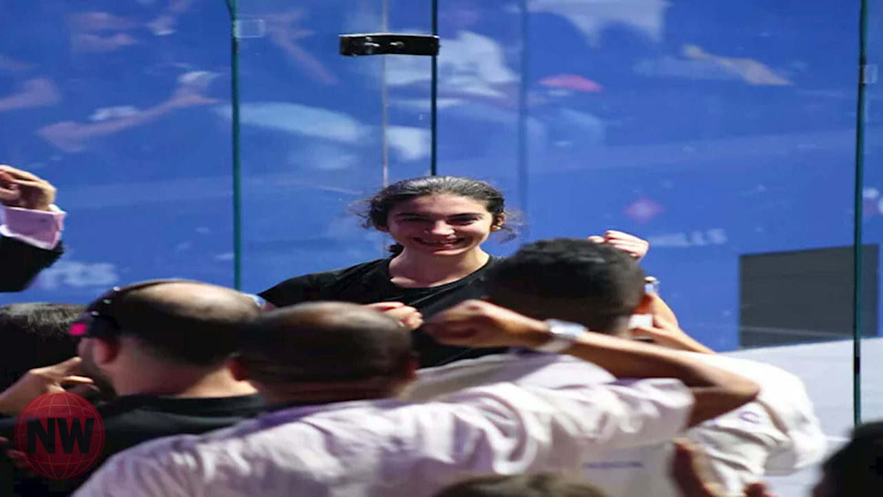 أمينة عرفي الأصغر تاريخيًا تفوز ببطولة العالم للإسكواش