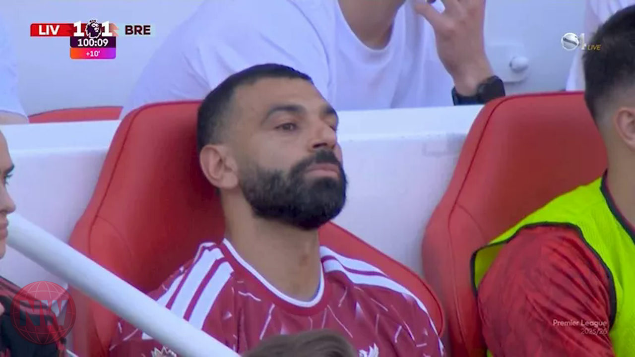 محمد صلاح يودع ليفربول بدموع وتقدير جماهيري في آخر ظهور له