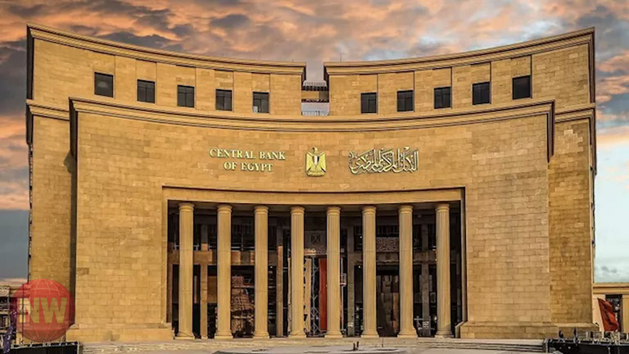 تحويلات المصريين بالخارج تقفز 32% إلى 34.9 مليار دولار في 9 أشهر