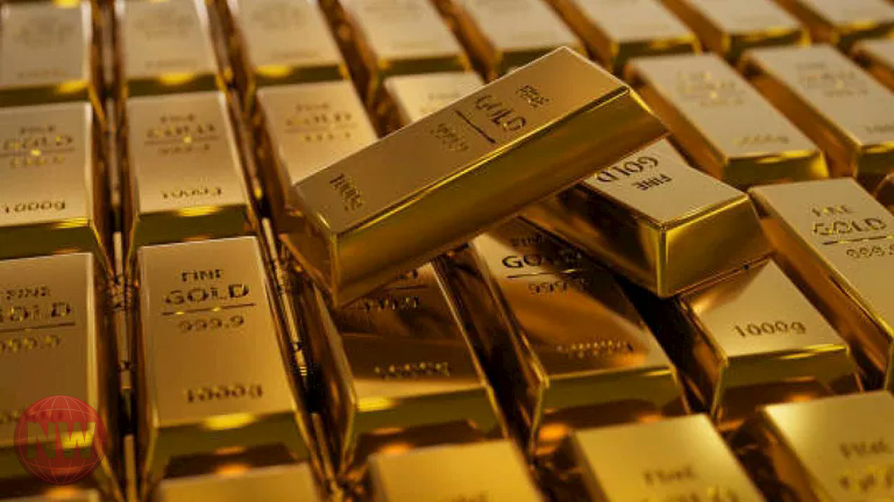 البنوك المركزية تزيد حيازاتها من الذهب وتتوقع تراجع الدولار