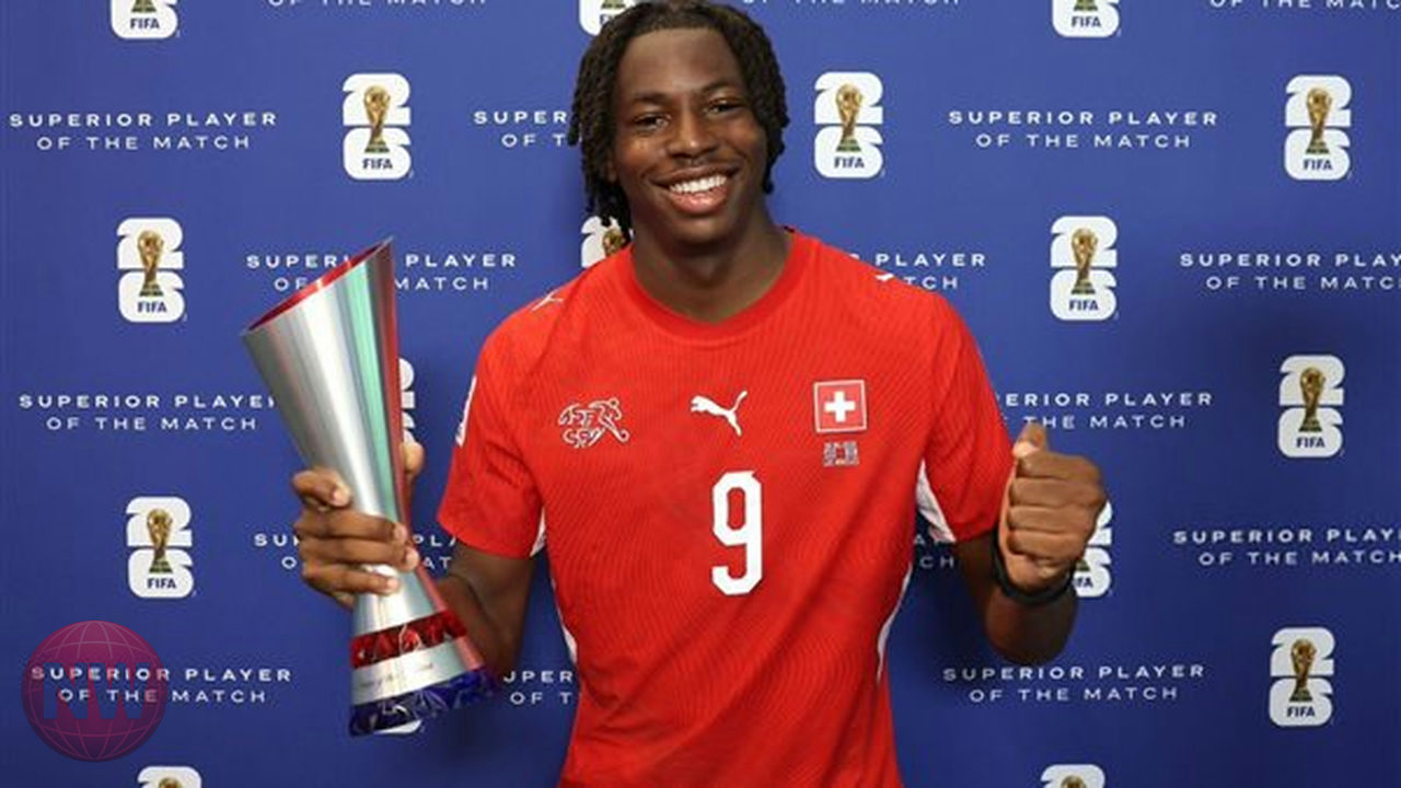 مانزامبي يتوج بجائزة الأفضل بعد هدفي الفوز لسويسرا على البوسنة في المونديال