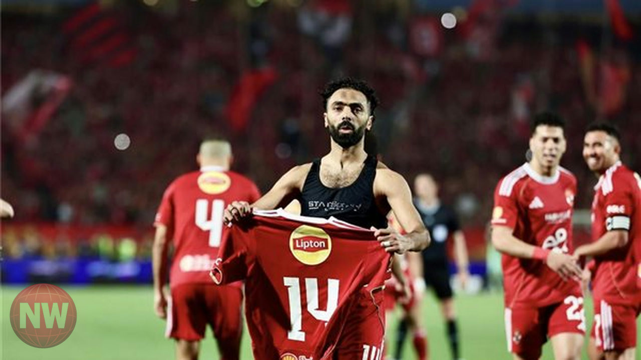 الأهلي المصري يقدم عرضًا جديدًا لتجديد عقد نجمه حسين الشحات