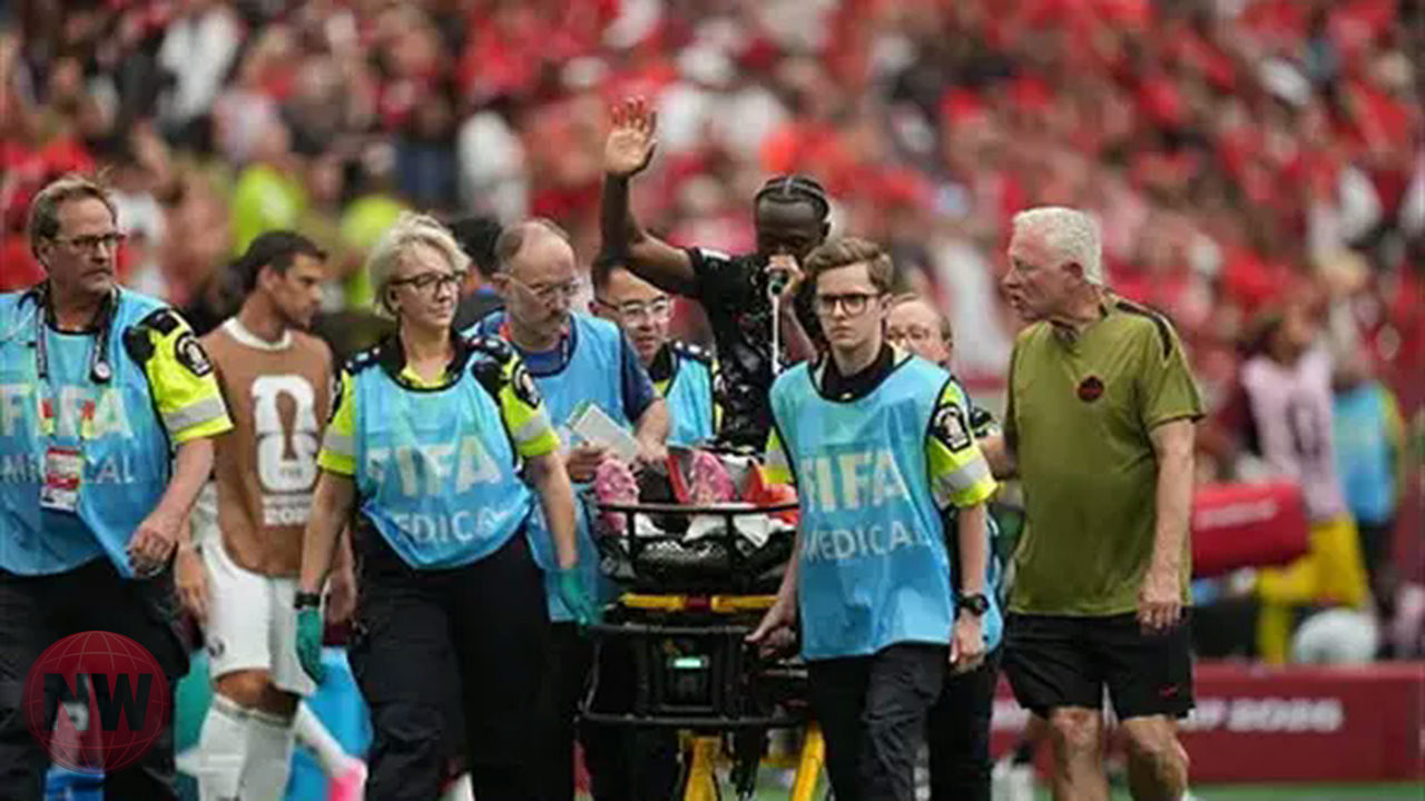 إصابة إسماعيل كونيه تبعده عن ملاعب كأس العالم بعد جراحة ناجحة