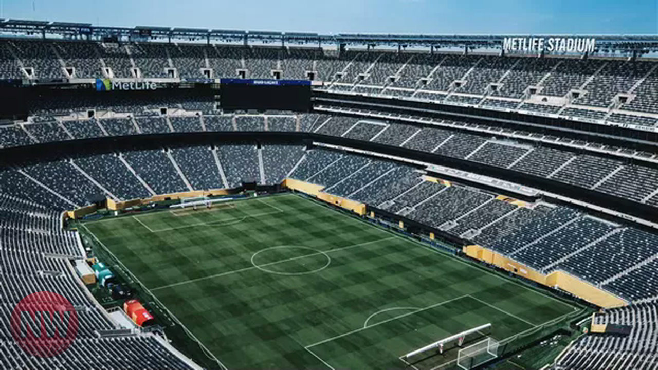 جدل حول أرضية ملعب نهائي كأس العالم 2026 في أمريكا