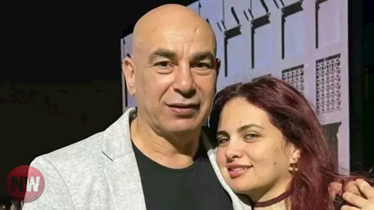 حسام حسن يحتفل بتأهل مصر لكأس العالم مع زوجته في مكالمة فيديو