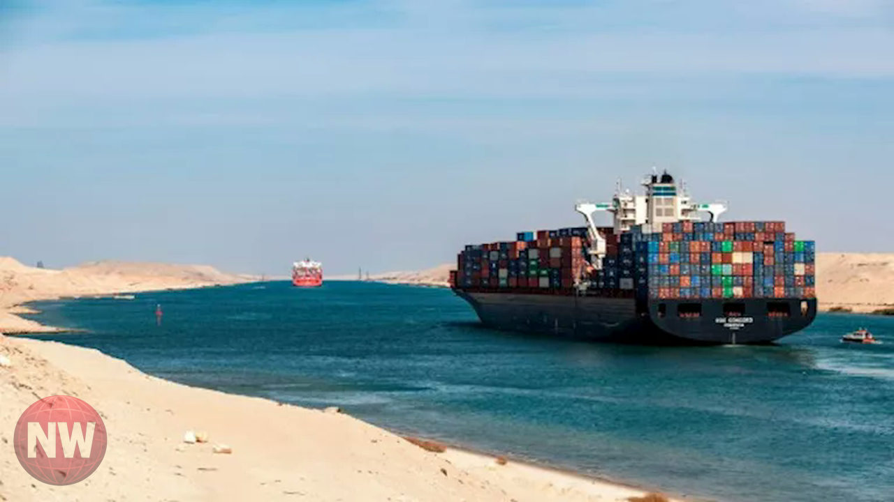 قناة السويس: زيادة 23% بالإيرادات و22% بالحمولات في عام مالي
