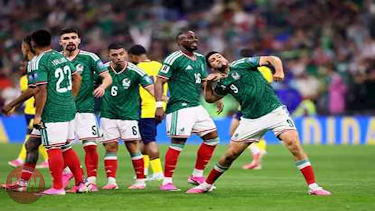 المكسيك تتجاوز الإكوادور بهدفين وتتأهل لدور الـ 16 بكأس العالم