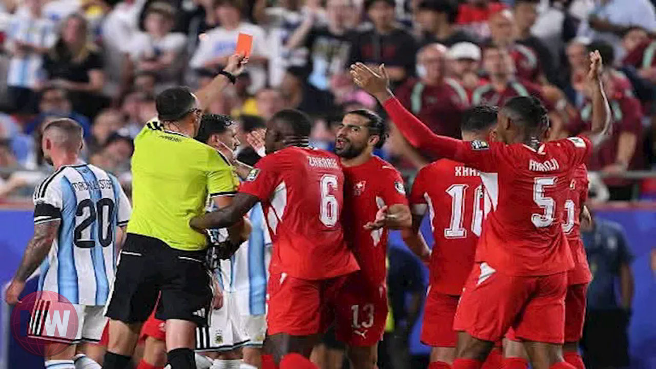 طرد إمبولو في مباراة الأرجنتين وسويسرا يطبق تعديل VAR للمرة الأولى