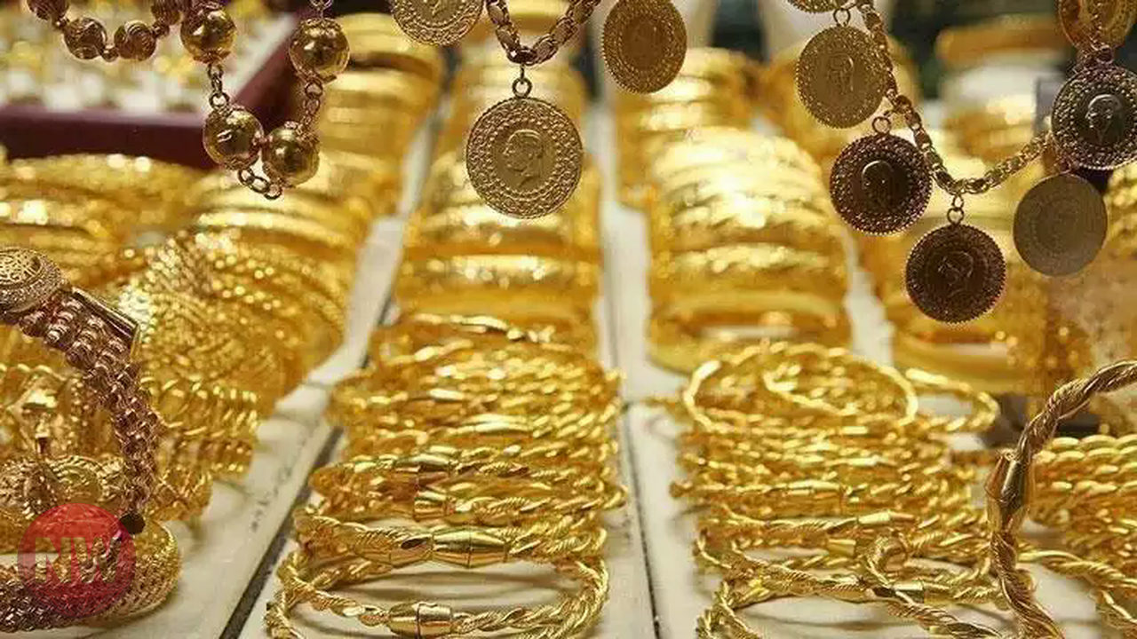 الذهب يتراجع 30 جنيهاً في مصر اليوم الخميس مع هبوط الأوقية عالمياً