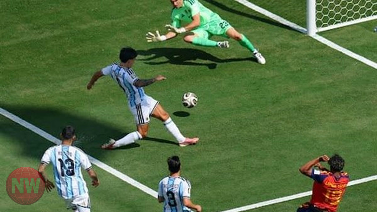 إسبانيا تفرض سيطرتها على أول 10 دقائق من نهائي كأس العالم أمام الأرجنتين