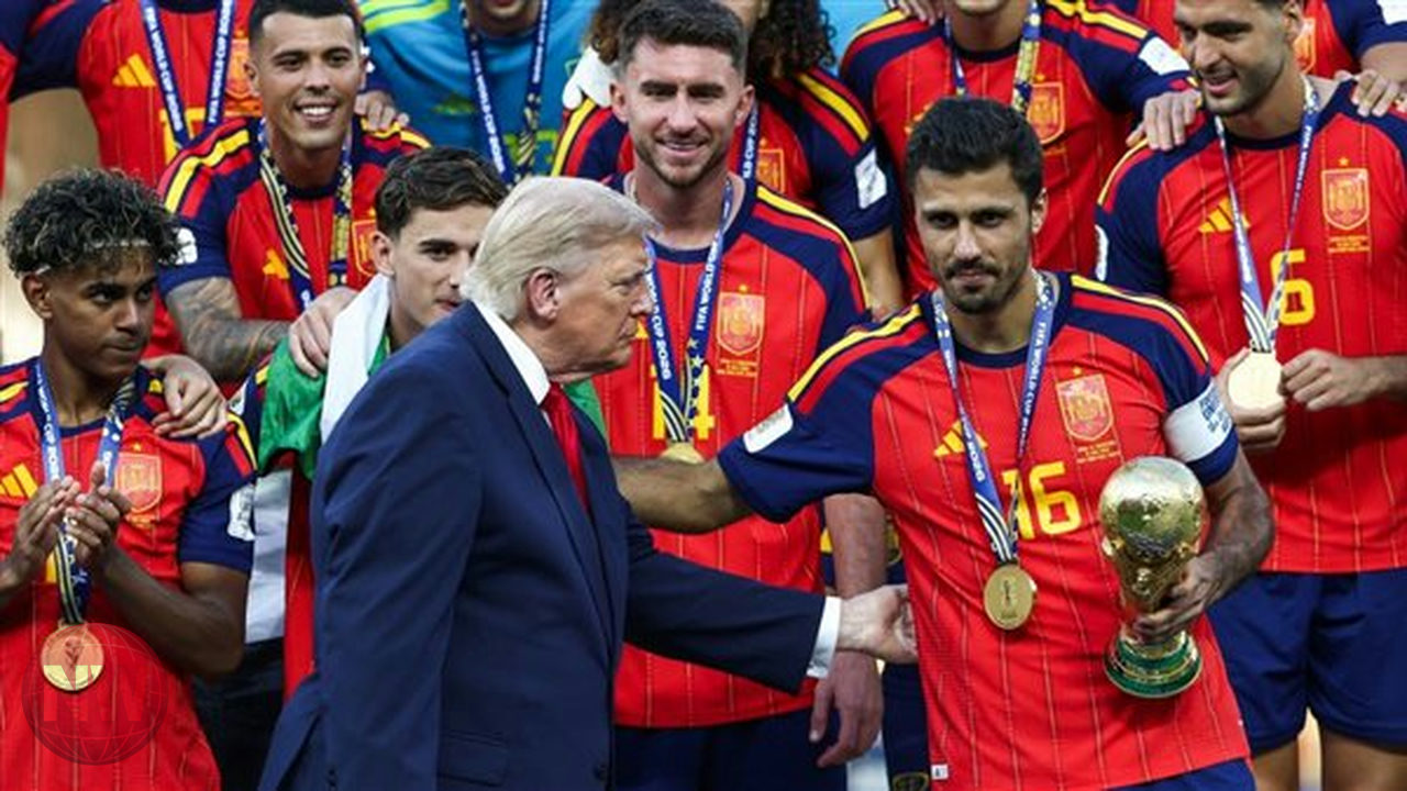 ترامب يثير الجدل خلال تتويج إسبانيا بكأس العالم 2026