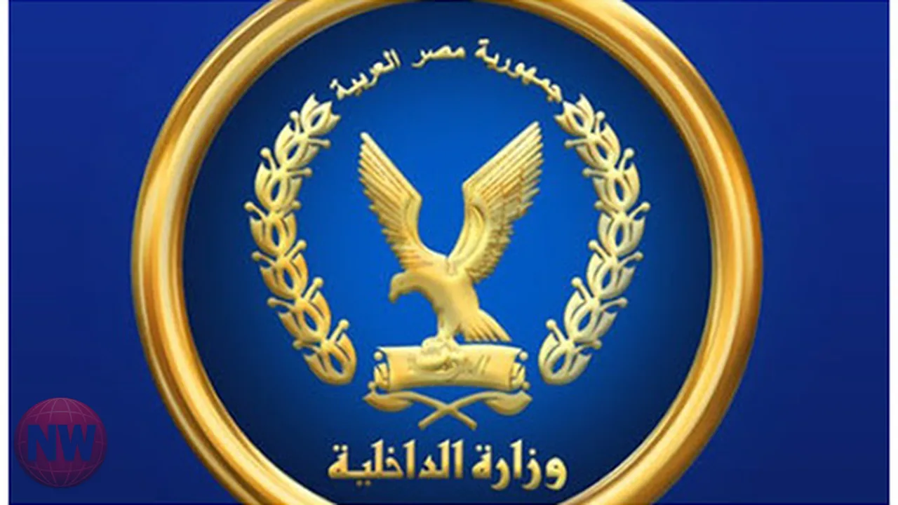 ضبط عاطل لسرقة أحذية المصلين في مسجد بسوهاج