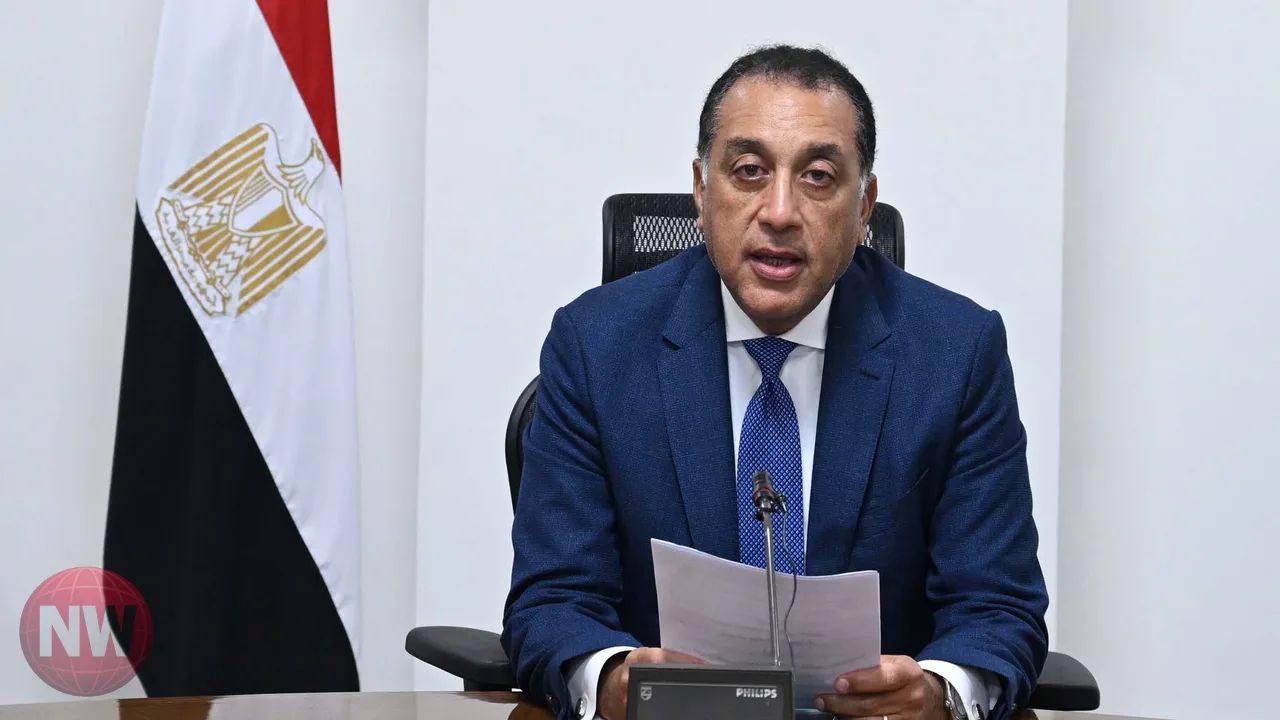 مدبولي يتابع مخطط استعادة شواطئ محافظة الإسكندرية