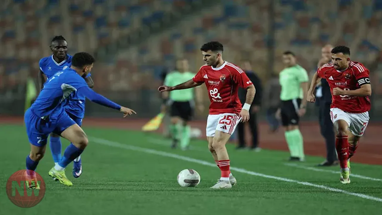 الأهلي يواجه سموحة وتطورات أزمة سيف فاروق جعفر