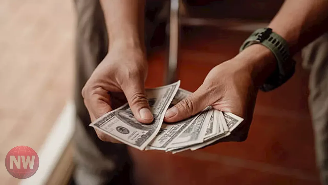 ارتفاع سعر الدولار في 10 بنوك مصرية خلال أسبوع