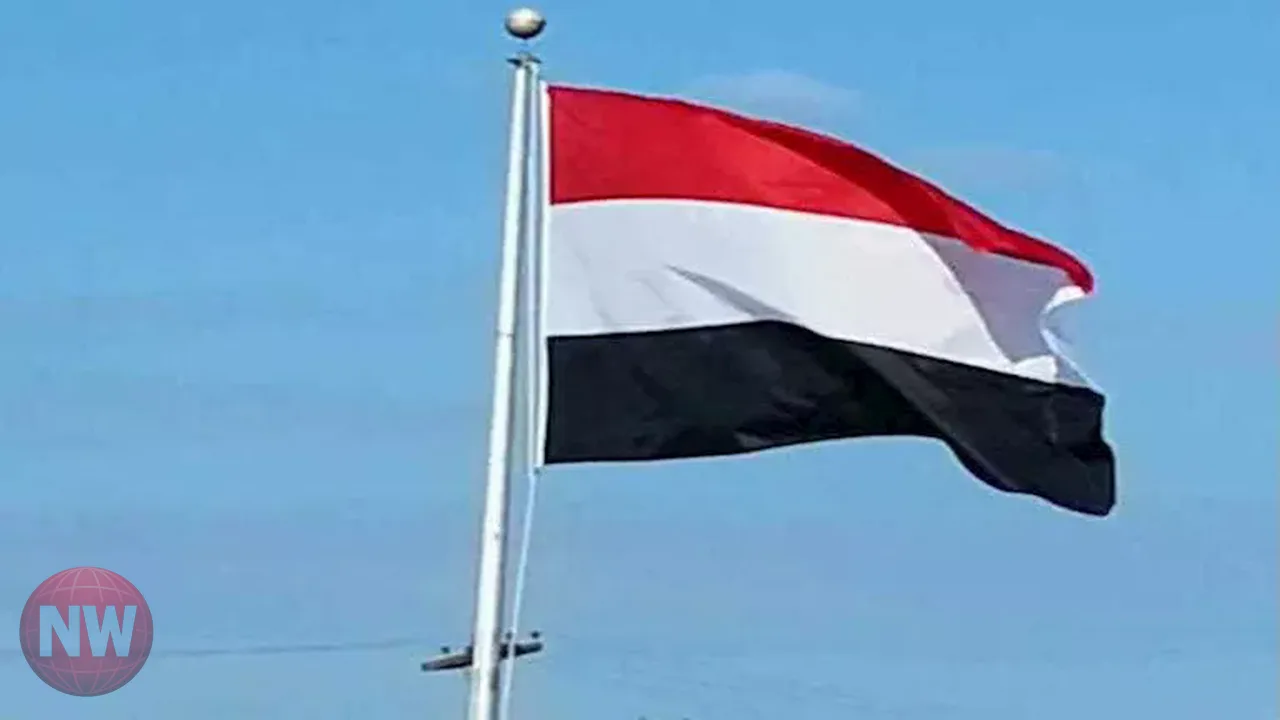 الحكومة اليمنية تؤكد رفضها استخدام أراضيها لتهديد الملاحة الدولية