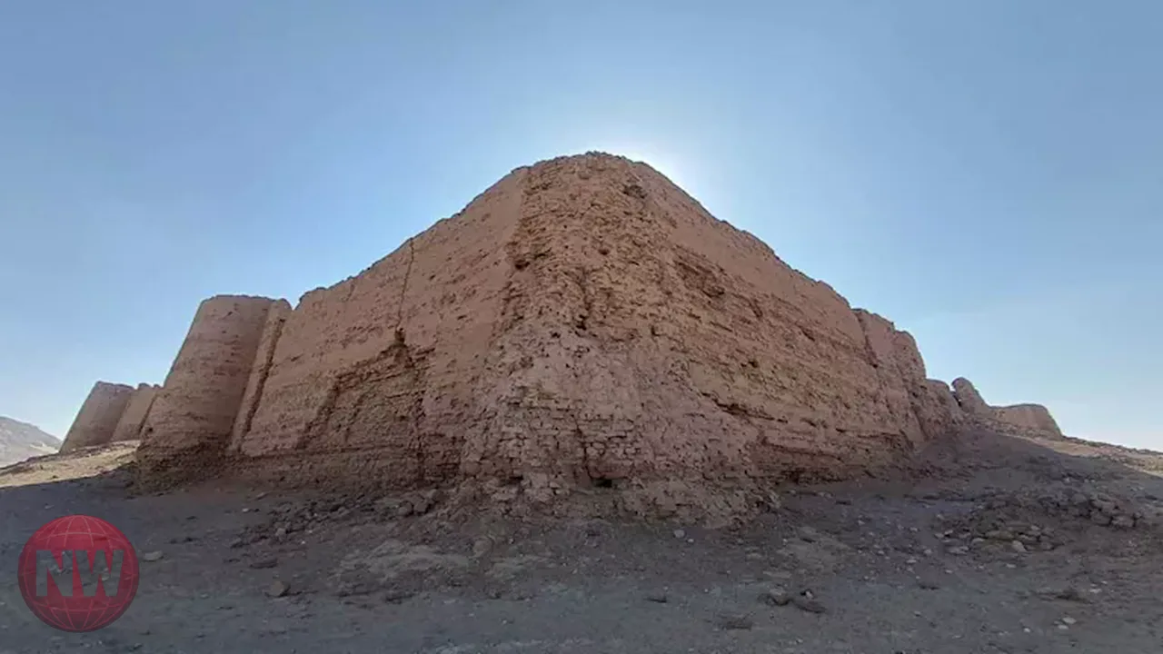 حصن دير المنيرة بالخارجة: قلعة رومانية عريقة
