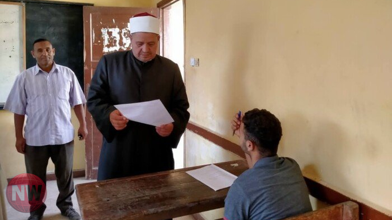 رئيس منطقة القليوبية الأزهرية يتفقد لجان امتحانات الدور الثاني بكفر شكر