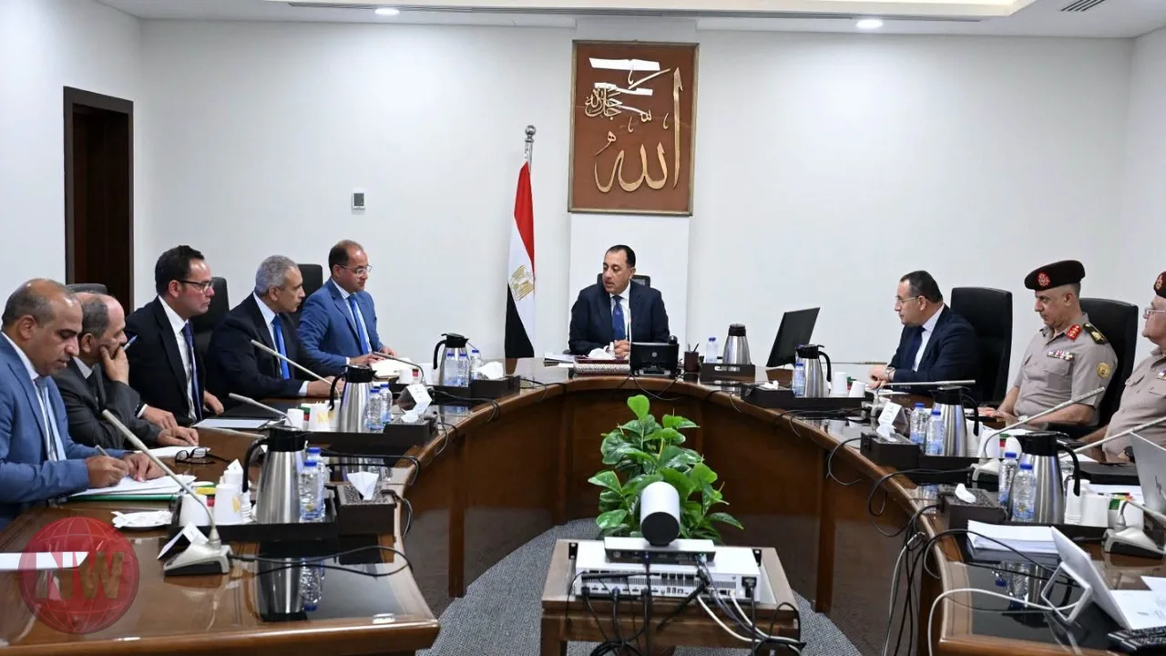 مدبولي يبحث تحويل مصر لمركز إقليمي للتعليم العالي
