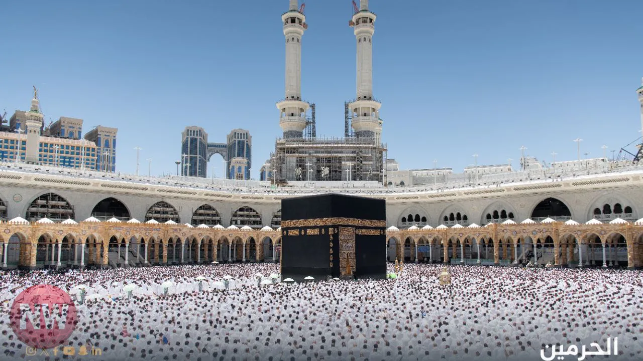 الشيخ بندر بليلة يدين استهداف المقدسات والمدن الآمنة
