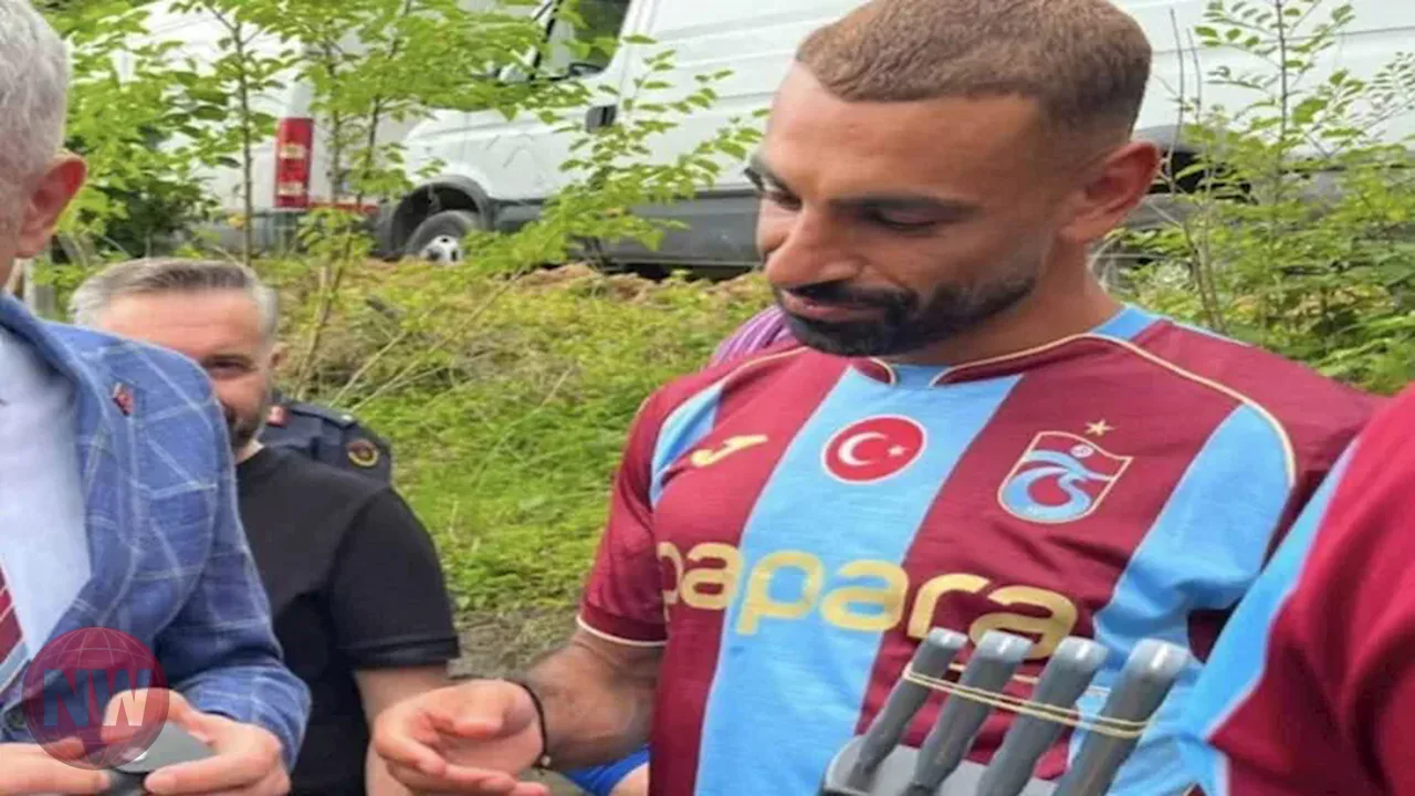 أبعاد صفقة انتقال محمد صلاح إلى طرابزون سبور التركي