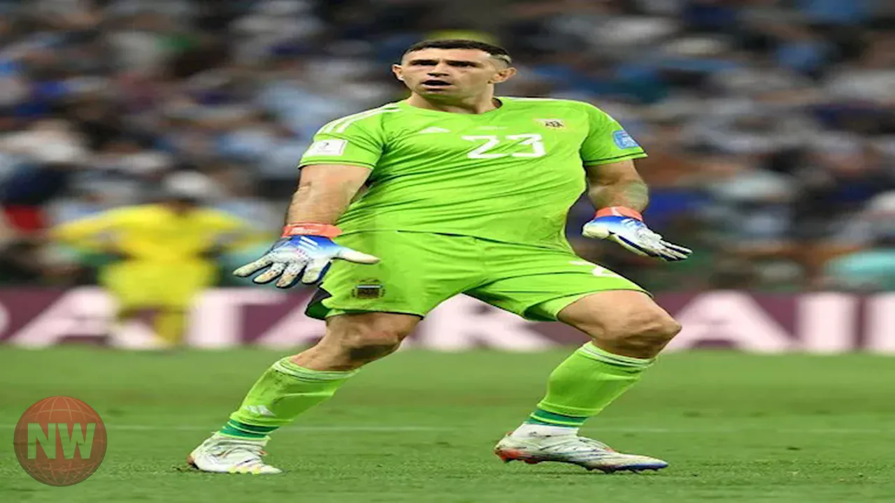 تشيلسي يضم الحارس الأرجنتيني إيمليانو مارتينيز