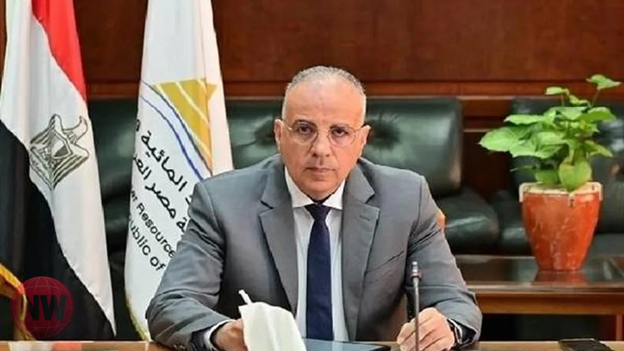 وزير الري يوجه بتطوير أداء الشركة القابضة للري