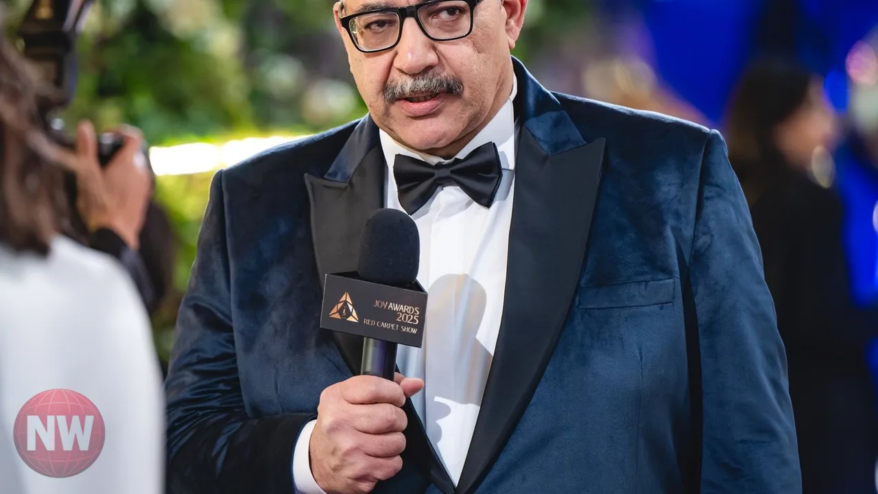 بيومي فؤاد يغادر المستشفى بعد تحسن حالته الصحية