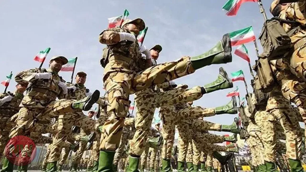 الجيش الإيراني ينشر 10 ألوية على سواحل مكران