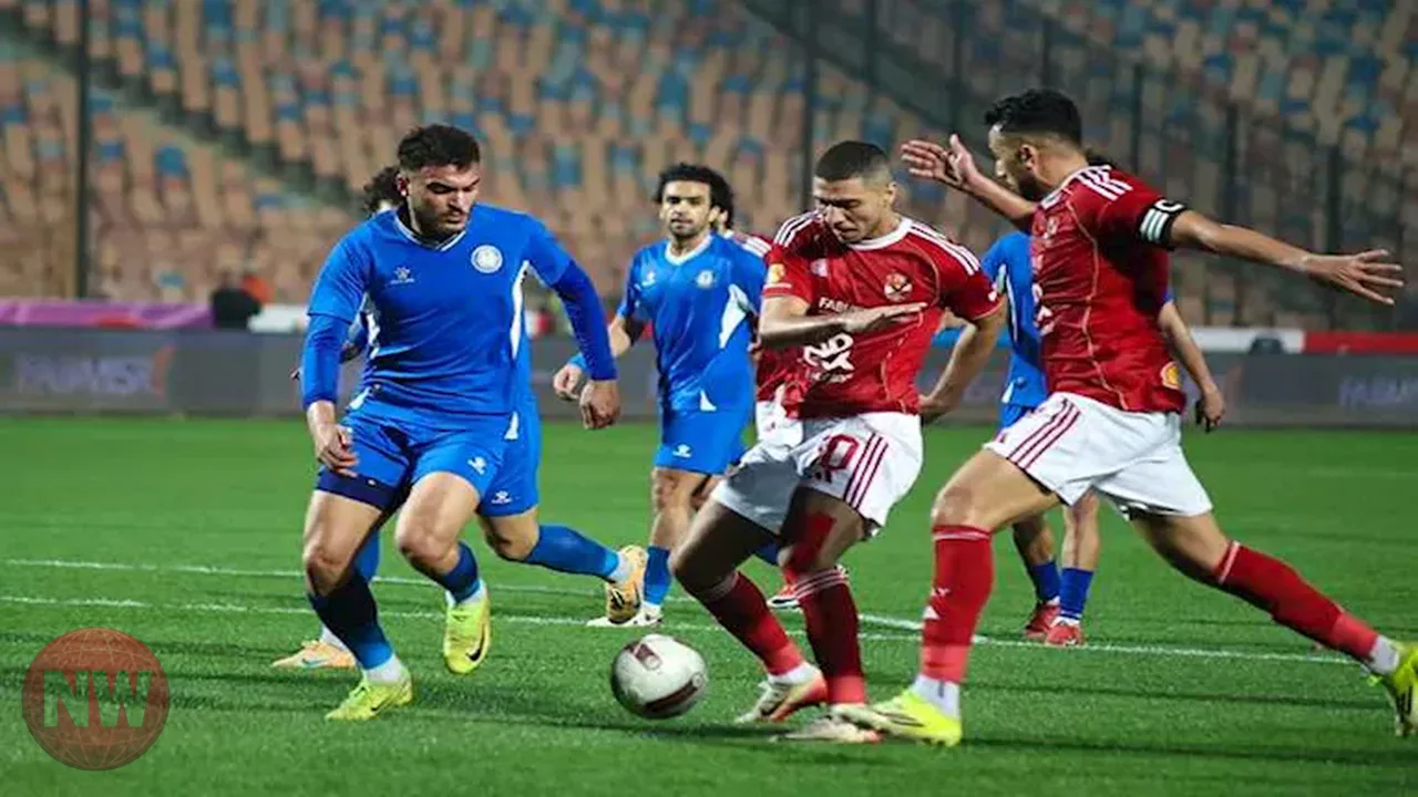 الأهلي يواجه سموحة في الدوري وسط غيابات بالجملة