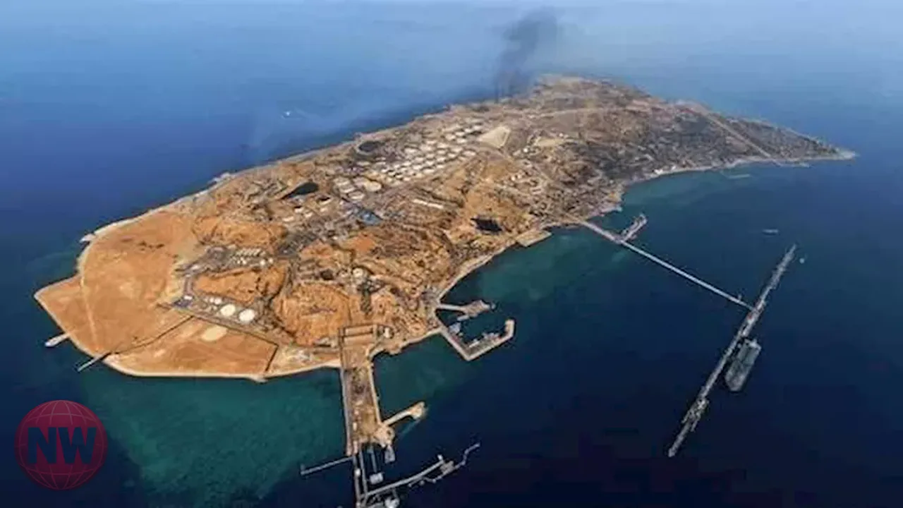 سماع دوي انفجارات قرب جزيرة خرج النفطية بإيران