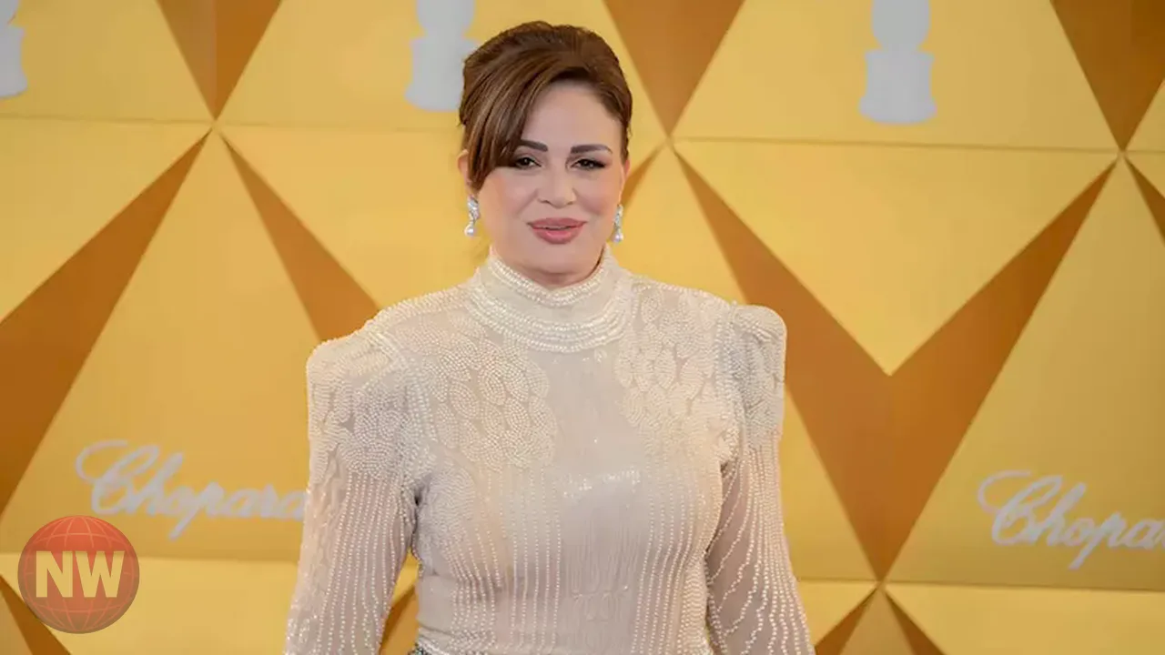 إلهام شاهين توثق زيارتها لكنيسة مار شربل في كندا