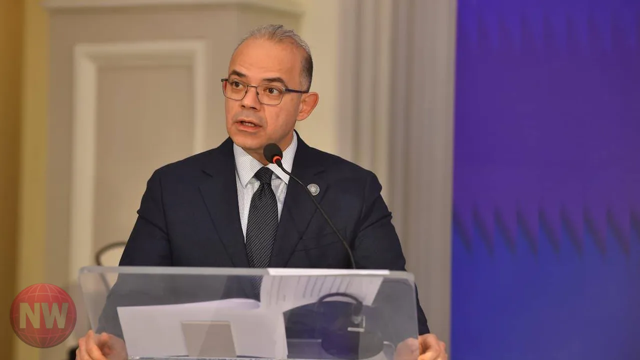 وزير الاستثمار يبحث تعميق صناعة السيارات وزيادة المكون المحلي