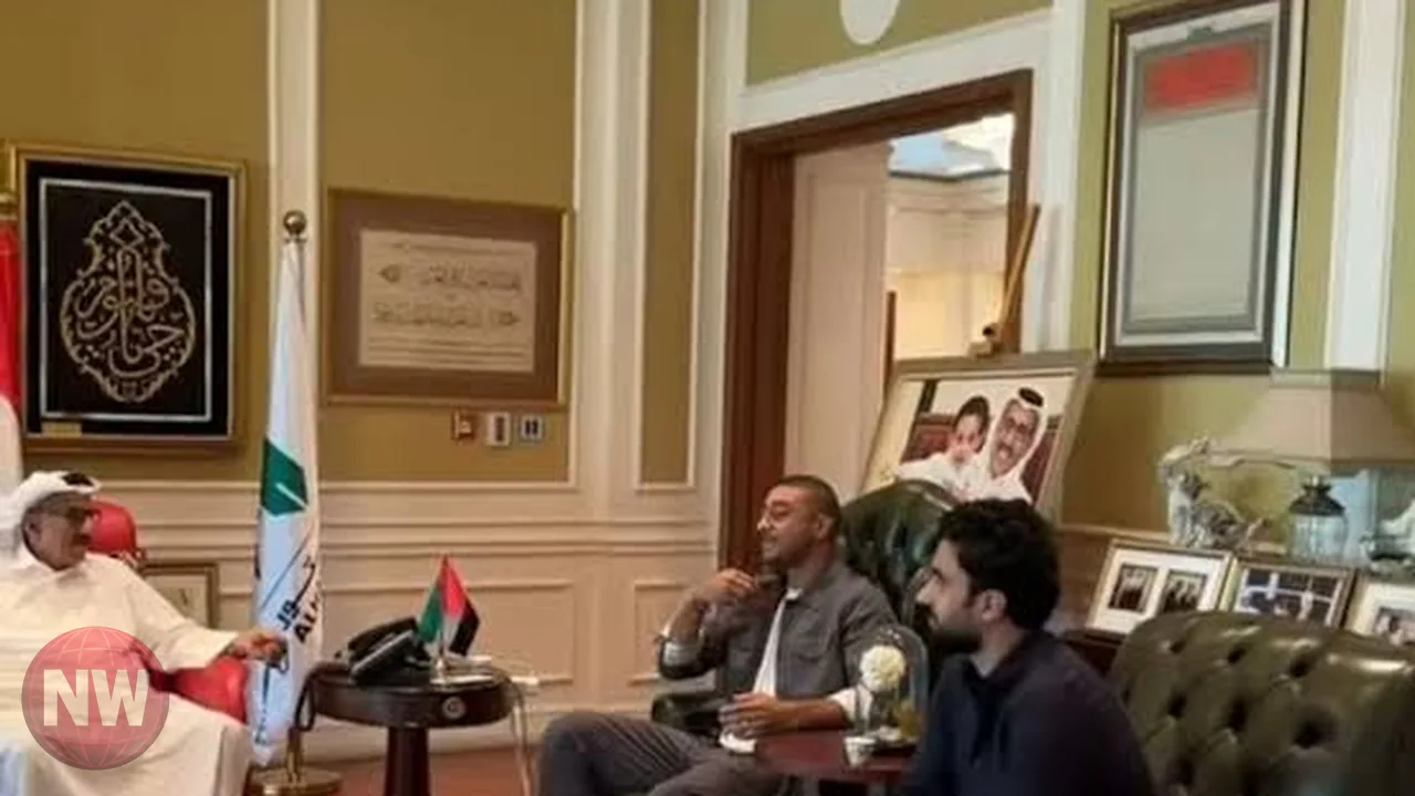 خلف الحبتور يستقبل رامي ربيعة في دبي