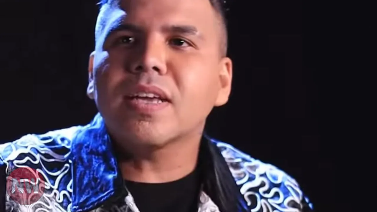 عمر كمال يعرض إقامة حفل غنائي مجاني في السويس
