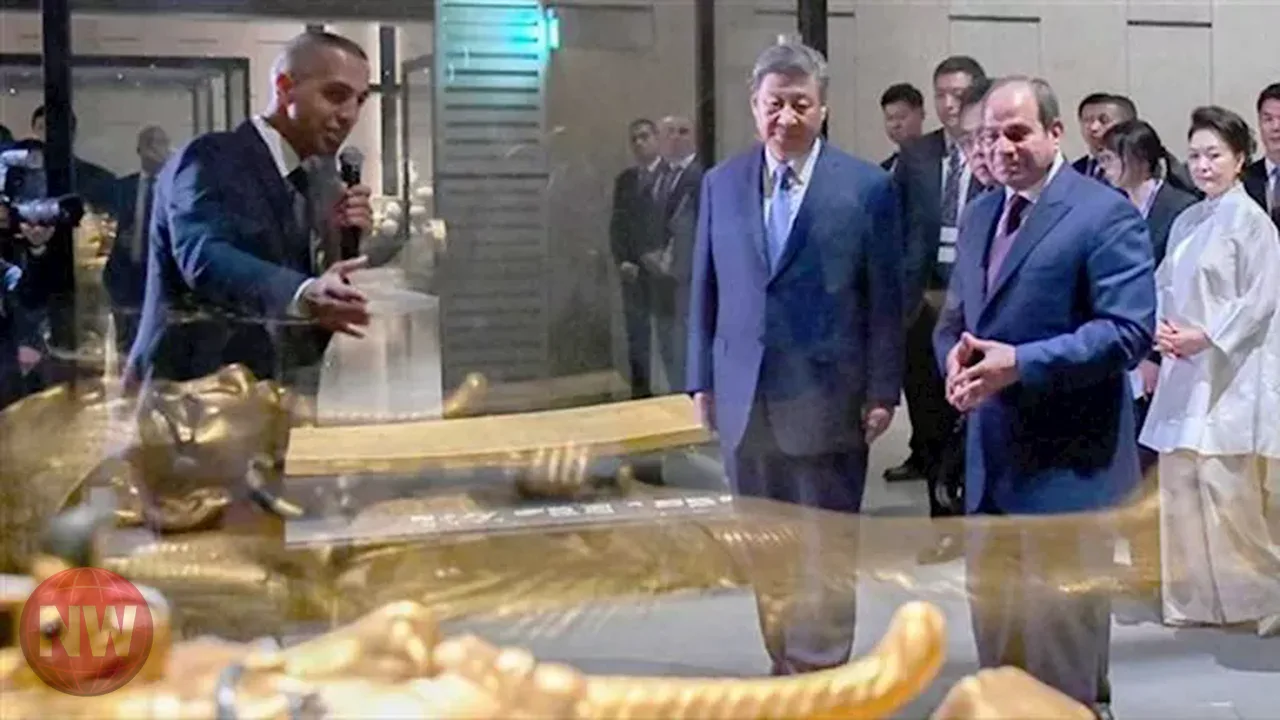 الرئيس الصيني يبدي إعجابه بآثار توت عنخ آمون بالمتحف الكبير